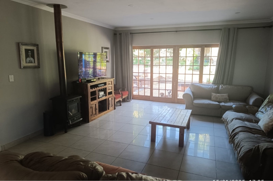 5 Bedroom Property for Sale in Doringkruin North West